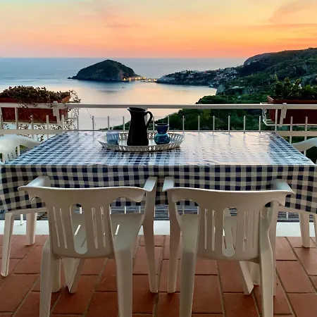 Casa de Férias Casa Siciliano Barano dʼIschia